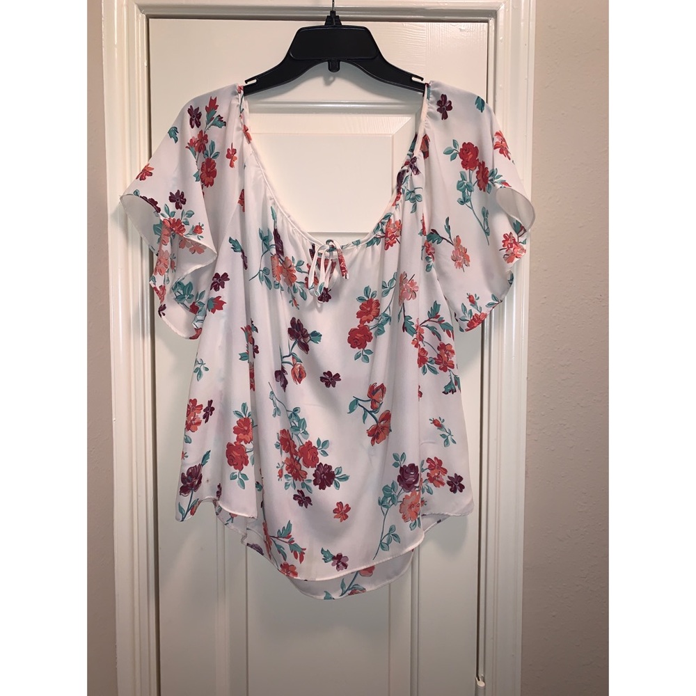 Floral Blouse with Front Tie